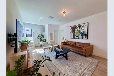 4803 NW 83rd Ct, Doral, FL 33166 - Photo 16