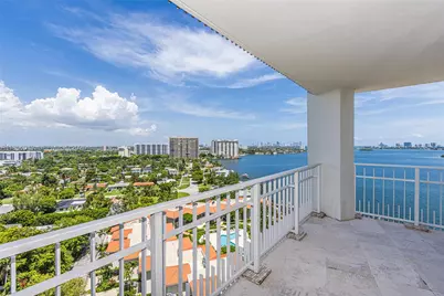 4000 Towerside Ter #1701, Miami, FL 33138 - Photo 32