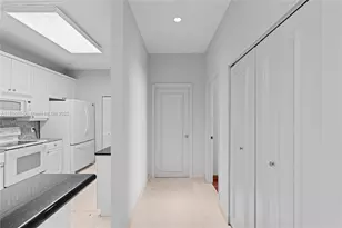 888 Brickell Key Dr, Miami, FL 33131 - Photo 20