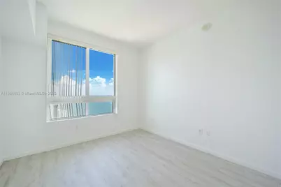 1900 N Bayshore Dr #4112, Miami, FL 33132 - Photo 18