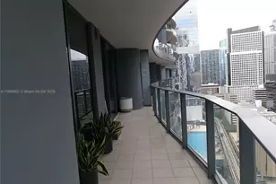 1000 Brickell Plaza, Miami, FL 33131 - Photo 12