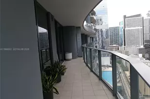 1000 Brickell Plaza, Miami, FL 33131 - Photo 12