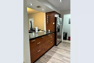230 Lakeview Dr #109, Weston, FL 33326 - Photo 4