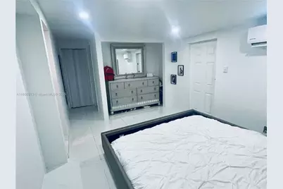 2751 NW 99th St, Miami, FL 33147 - Photo 6