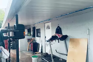 2751 NW 99th St, Miami, FL 33147 - Photo 28