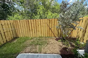 184 SE 10th Ct, Florida City, FL 33034 - Photo 10