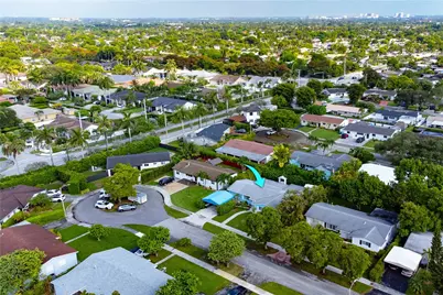 9601 SW 58th St, Miami, FL 33173 - Photo 32