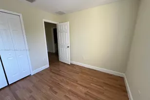 1519 SE 24th Ct, Homestead, FL 33035 - Photo 14