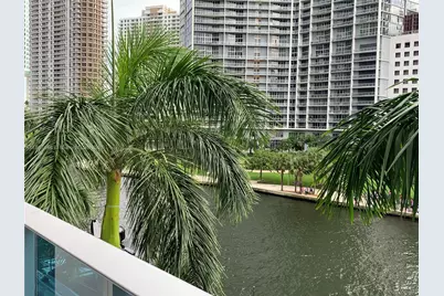 200 Biscayne Boulevard Way #304, Miami, FL 33131 - Photo 1