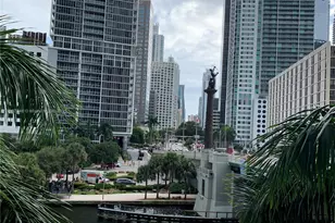 200 Biscayne Blvd Way, Miami, FL 33131 - Photo 2