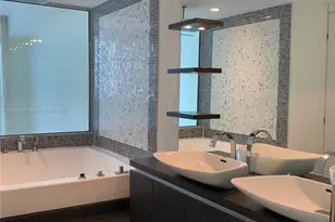 200 Biscayne Blvd Way, Miami, FL 33131 - Photo 26