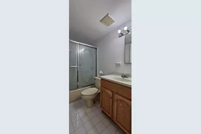 501 SW 1st St #507, Miami, FL 33130 - Photo 16