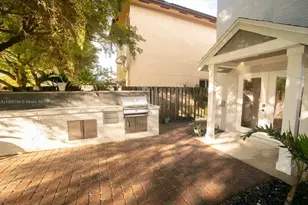 1112 NE 41st Ave, Homestead, FL 33033 - Photo 16