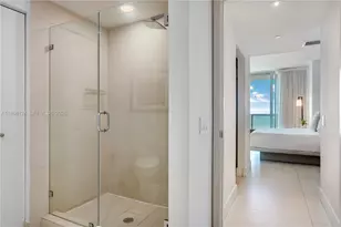 4111 S Ocean Dr, Hollywood, FL 33019 - Photo 16