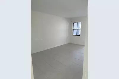 11926 SW 245th Ter, Homestead, FL 33032 - Photo 6