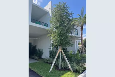2526 Pierce Street #12, Hollywood, FL 33020 - Photo 1