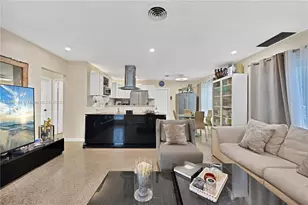 2615 Liberty St, Hollywood, FL 33020 - Photo 6