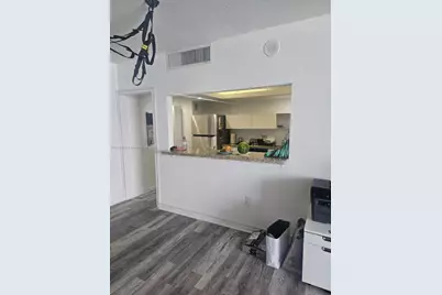 5825 Collins Ave #PH1-J, Miami Beach, FL 33140 - Photo 6