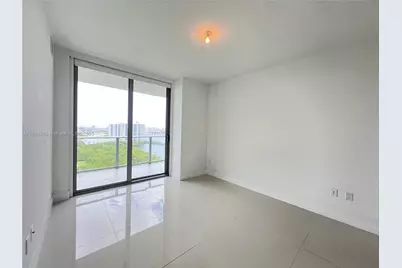 16385 Biscayne Blvd #2103, North Miami Beach, FL 33160 - Photo 10