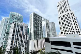 68 SE 6th St, Miami, FL 33131 - Photo 38