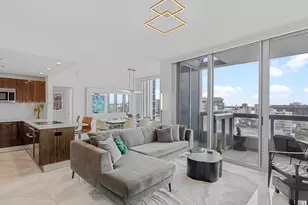 6899 Collins Ave, Miami Beach, FL 33141 - Photo 2