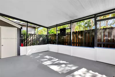 5128 SW 123rd Ave, Cooper City, FL 33330 - Photo 14