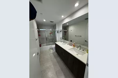 488 NE 18th St #511, Miami, FL 33132 - Photo 16