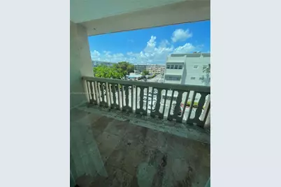 410 SE 2nd St #422, Hallandale Beach, FL 33009 - Photo 18