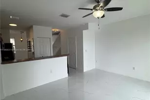 2853 SE 1st Dr, Homestead, FL 33033 - Photo 10