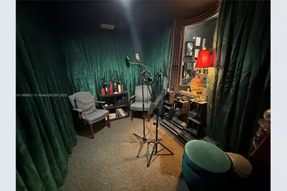 7445 W 4th Ave #102, Hialeah, FL 33014 - Photo 10