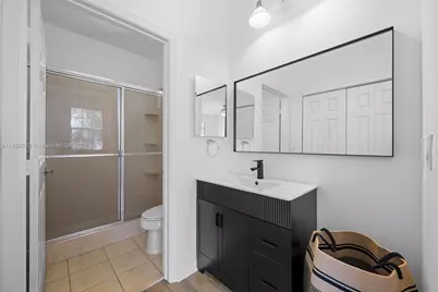 3019 NW 30th Ave, Oakland Park, FL 33311 - Photo 22