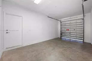 3019 NW 30th Ave, Oakland Park, FL 33311 - Photo 24
