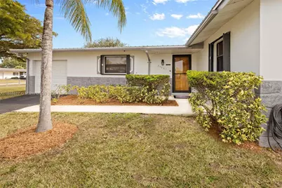 27661 SW 162nd Ct, Homestead, FL 33031 - Photo 10