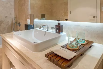 102 24th St #1016, Miami Beach, FL 33139 - Photo 16