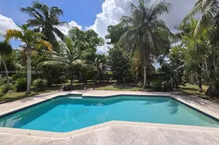 1510 NW 17th St, Homestead, FL 33030 - Photo 8