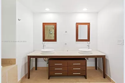 495 Brickell Ave #3301, Miami, FL 33131 - Photo 18