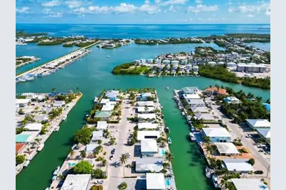 431 5th St, Key Colony Beach, FL 33051 - Photo 42