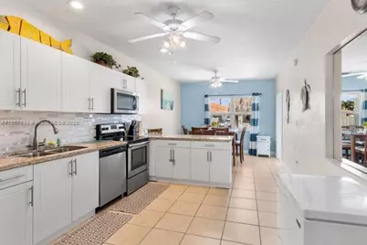 431 5th St, Key Colony Beach, FL 33051 - Photo 10