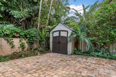 613 NE 17th Ter, Fort Lauderdale, FL 33304 - Photo 10