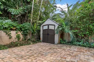 613 NE 17th Terrace, Fort Lauderdale, FL 33304 - Photo 10