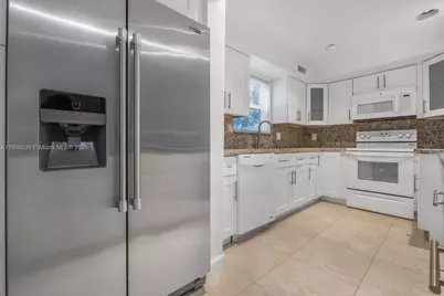 613 NE 17th Ter, Fort Lauderdale, FL 33304 - Photo 22