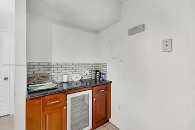 900 NE 195th Street #607, Miami, FL 33179 - Photo 16