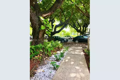 1325 Meridian Ave #5, Miami Beach, FL 33139 - Photo 2