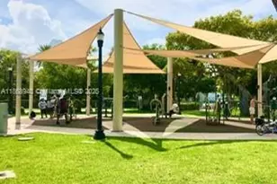 1325 Meridian Ave, Miami Beach, FL 33139 - Photo 22