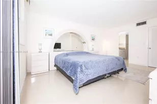 1833 S Ocean Dr, Hallandale Beach, FL 33009 - Photo 20