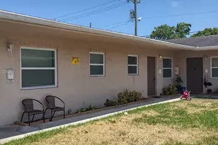 230 NE 40th St, Oakland Park, FL 33334 - Photo 2