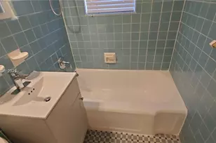 [Address not provided], Miami Beach, FL 33141 - Photo 4