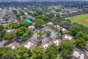 137 Essex Rd, Hollywood, FL 33024 - Photo 34