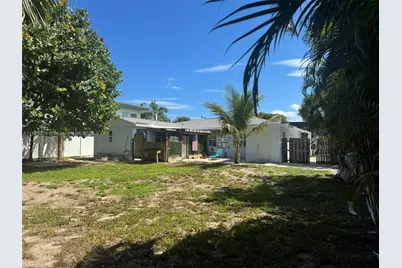 121 Linda Ln, Palm Beach Shores, FL 33404 - Photo 46