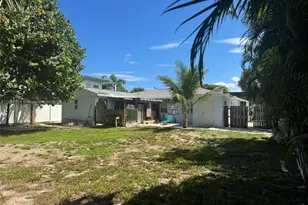 121 Linda Ln, Palm Beach Shores, FL 33404 - Photo 46